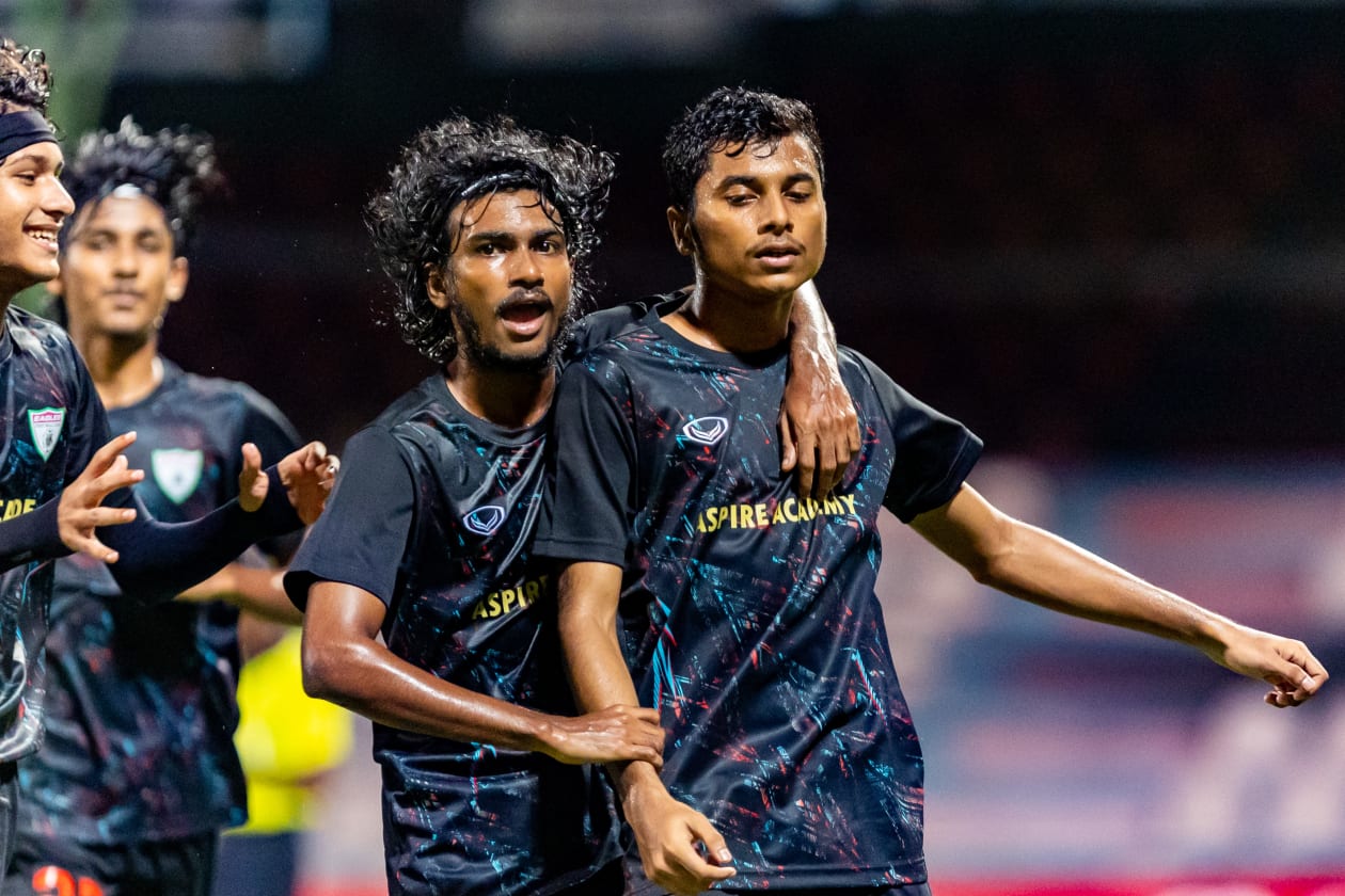 މާލެ (ޖޫން 11) - ޖުމްލަ އަށް ޓީމާ އެކު، އެފްއޭއެމް 19 އަހަރުން ދަށުގެ ޔޫތު ޗެމްޕިއަންޝިޕް ވަނީ ފަށައިފައި: މުބާރާތުގެ ފުރަތަމަ ހަތަރު މެޗުން، ހުނަރުވެރި ގިނަ އާ ކުޅުންތެރިންތަކެއް ވަނީ ފެނިގެންގޮސްފައި: އީގަލްސް ކުޅުންތެރިން ލަނޑު ޖެހުމަށް ފަހު އުފާފާޅުކުރަނީ.--- ފޮޓޯ: އިމޭޖަސް.އެމްވީ.