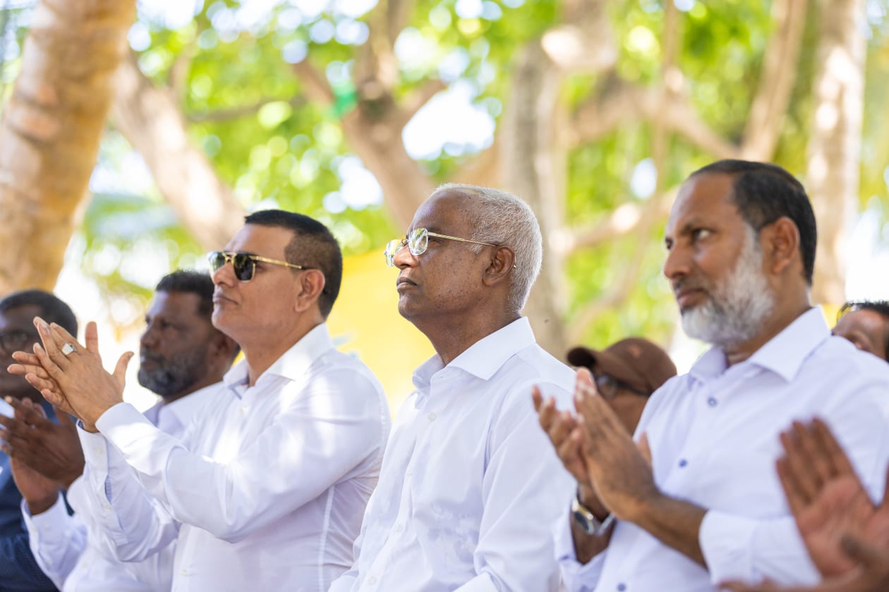 މި އަހަރުގެ ރިޔާސީ އިންތިހާބަށް ތައްޔާރުވުމުގެ ގޮތުން ރައީސް ސޯލިހް ކުރައްވާ ދަތުރުތަކުގެ ތެރެއިން ށަވިޔަނި އަތޮޅަށް ކުރެއްވި ދަތުރުފުޅުގެ ތެރެއިން؛ ށ. ނަރުދޫ  --- ފޮޓޯ؛ މުހައްމަދު ޝާބިން / އަދަދު