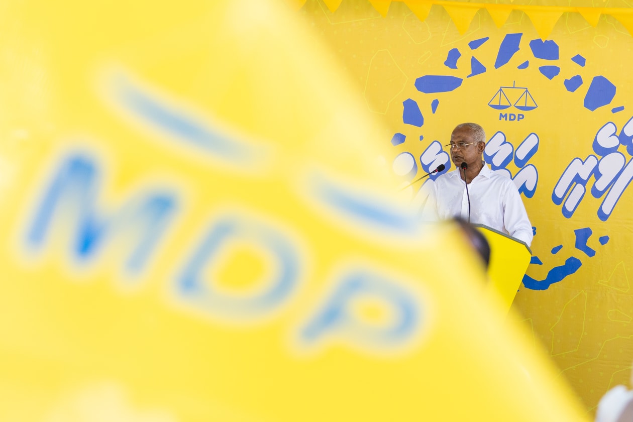 މި އަހަރުގެ ރިޔާސީ އިންތިހާބަށް ތައްޔާރުވުމުގެ ގޮތުން ރައީސް ސޯލިހް ކުރައްވާ ދަތުރުތަކުގެ ތެރެއިން ށަވިޔަނި އަތޮޅަށް ކުރެއްވި ދަތުރުފުޅުގެ ތެރެއިން؛ ށ. ކަނޑިތީމު  --- ފޮޓޯ؛ މުހައްމަދު ޝާބިން / އަދަދު