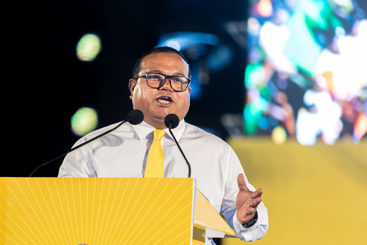 ސެޕްޓެމްބަރު 1، 2023: އެމްޑީޕީން މާލޭގައި ބޭއްވި ބޮޑު ޖަލްސާ. މި ޖަލްސާގައި ގިނަ އަދަދެއްގެ ބަޔަކު ބައިވެރިވި. -- ފޮޓޯ: އަބްދުﷲ އިޔާން/ އަދަދު