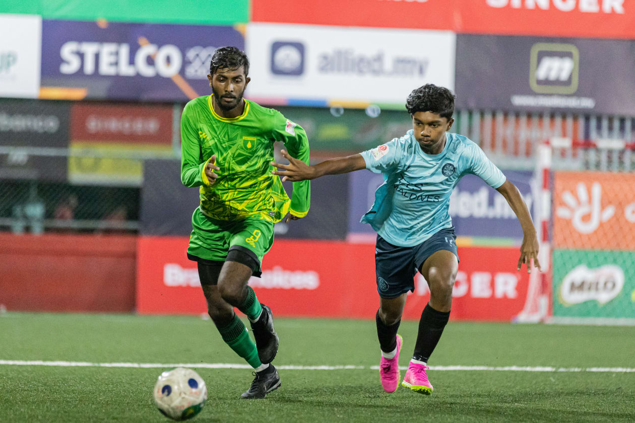 މާލެ (ޖުލައި 19) - ރާއްޖޭގައި ބާއްވާ އެންމެ ގިނަ ދުވަސްވީ ރަސްމީ ފުޓްސަލް މުބާރާތް މި ފަހަރު ކުރިއަށްދާނީ މި މަހު 14 އިން އަންނަ މަހުގެ 25 އަށް: މި ފަހަރު ކްލަބް މޯލްޑިވްސް އިން އެއް ފަހަރާ ހަތަރު މުބާރާތް ކުރިއަށްގެންދާނެ، އެއީ ފިރިހެން ޑިވިޝަން ދެ މުބާރާތާއި އަންހެން ޑިވިޝަން ދެ މުބާރާތް.  --- ފޮޓޯ؛ އަބްދުﷲ އިޔާން / އަދަދު