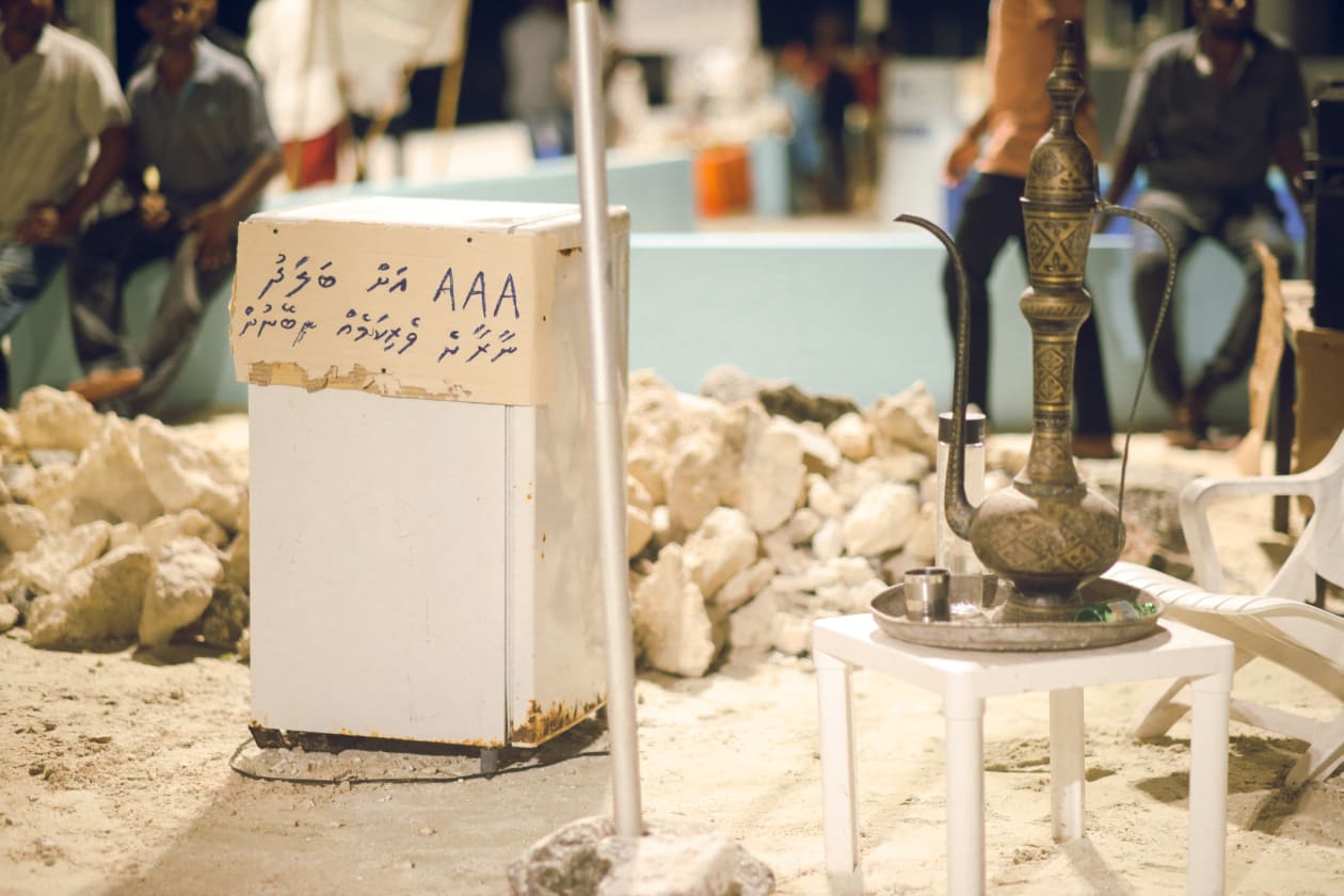 ހދ. އަތޮޅު ނެއްލައިދޫއަށް މިއަދު ޓޫރިޒަމް މިނިސްޓަރު އަބްދުالله މައުސޫމް ވަޑައިގެންނެވުމުން, އެ ރަށުގެ ރައްޔިތުން ކިޔާފައިވަނީ ތަފާތު މަރުހަބާއެކެވެ. މިނިސްޓަރަށް ދެއްކީ ހަގީގީ މަންޒަރެވެ. ޓޫރިޒަމް އެ އަތޮޅަށް ނުގޮސް, ރައްޔިތުން ތަރައްގީއިން ބާކީވެފައިވާ ކަމުގެ ޝަކުވާ އެވެ. ފޮޓޯ: މިރާޝް ނާޝިމް / އަދަދު