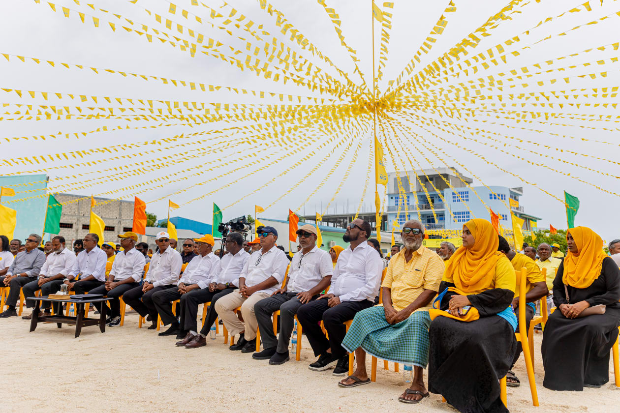 ފޮޓޯ: ރައީސް ސޯލިހުގެ ކެމްޕޭން ޅ. އަތޮޅުގައި