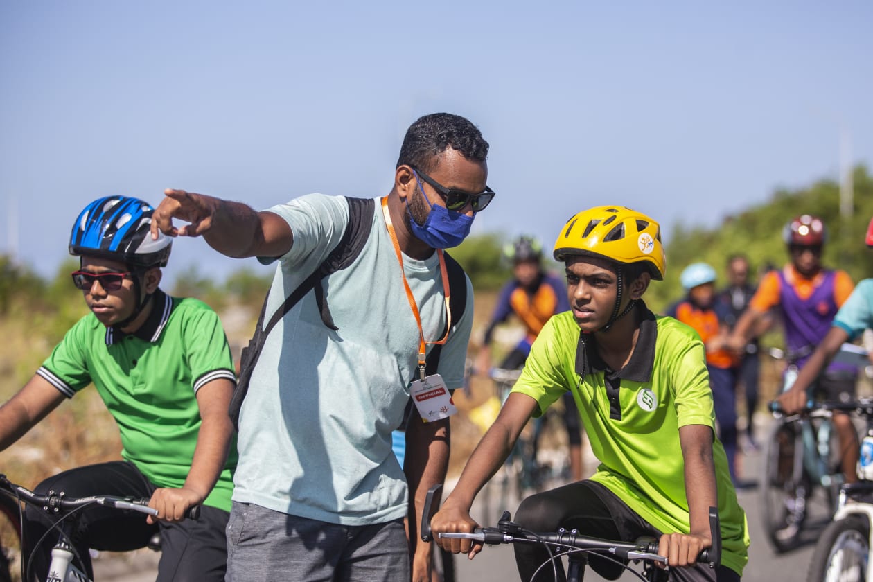 ސެޕްޓެމްބަރު 16، 2022 - މިދިޔަ ހަފްތާ ބަންދުގައި ހުޅުމާލޭގައި ކުރިއަށްގެންދިޔަ ތިން ވަނަ "މަމެން" އިންޓަ ސްކޫލް ސައިކްލިން ޗެމްޕިއަންޝިޕްގެ ތެރެއިން. --- ފޮޓޯ: މުހައްމަދު ޝާބިން/އަދަދު