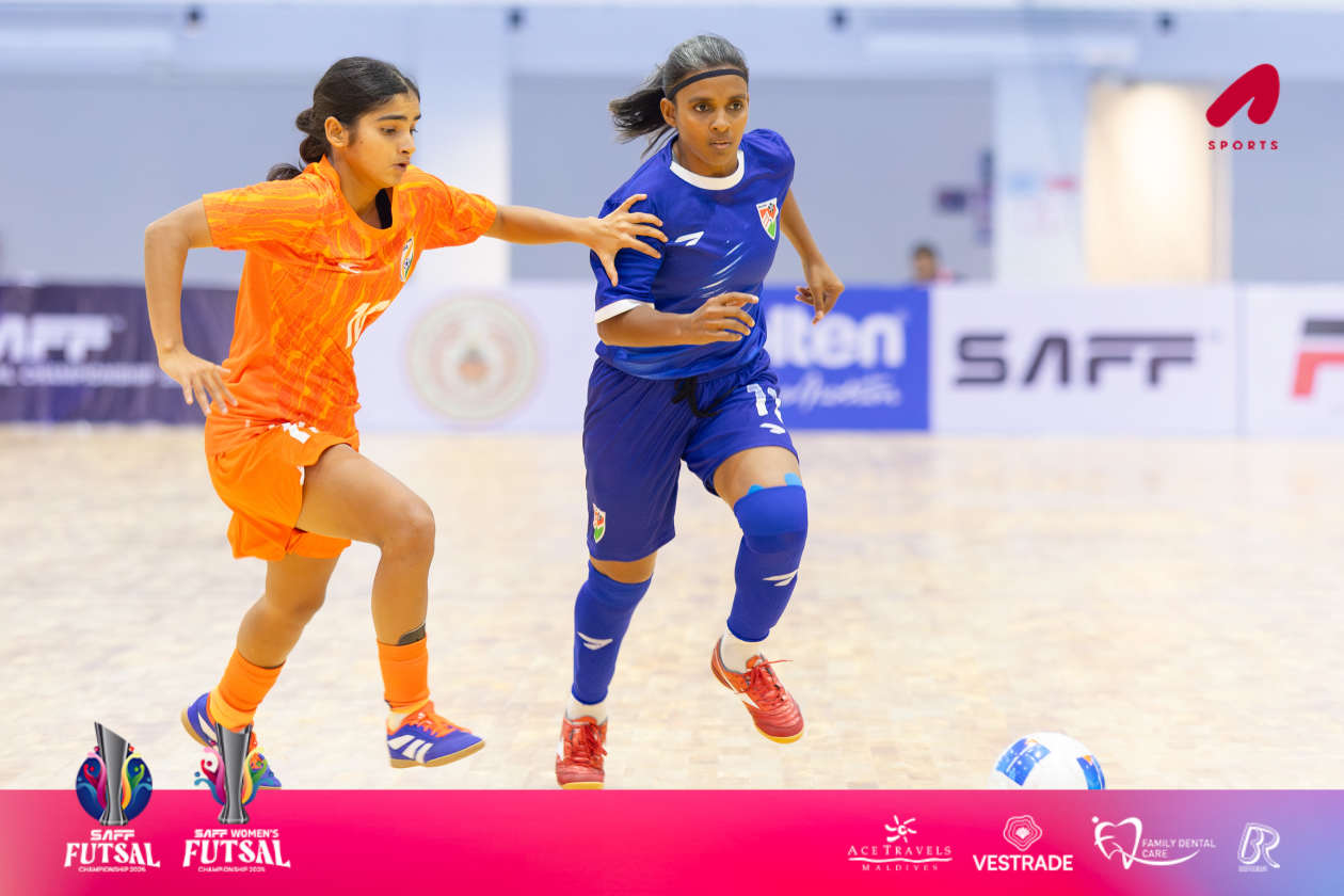 Nonthaburi, Thailand (January 14) — From the match between Maldives and India in the women's division of the ongoing SAFF Futsal Championship in Bangladesh: This is the first futsal tournament organized by the South Asian Football Federation (SAFF), with seven countries competing in both the men's and women's divisions; the Maldives lost their opening match to India with a score of 11-1. --- Photo: Abdullah Abeed / Adhadhu Sports