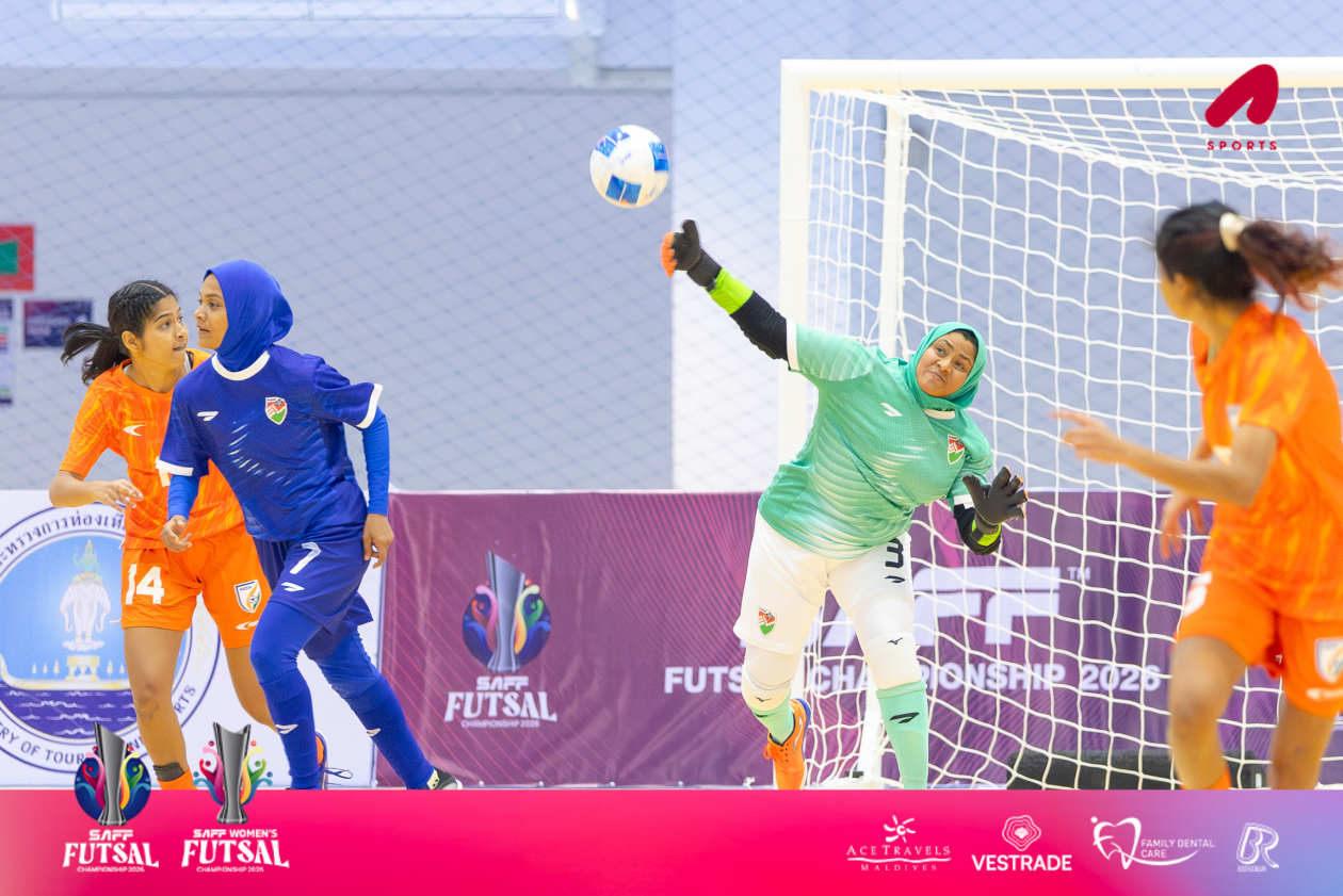 Nonthaburi, Thailand (January 14) — From the match between Maldives and India in the women's division of the ongoing SAFF Futsal Championship in Bangladesh: This is the first futsal tournament organized by the South Asian Football Federation (SAFF), with seven countries competing in both the men's and women's divisions; the Maldives lost their opening match to India with a score of 11-1. --- Photo: Abdullah Abeed / Adhadhu Sports
