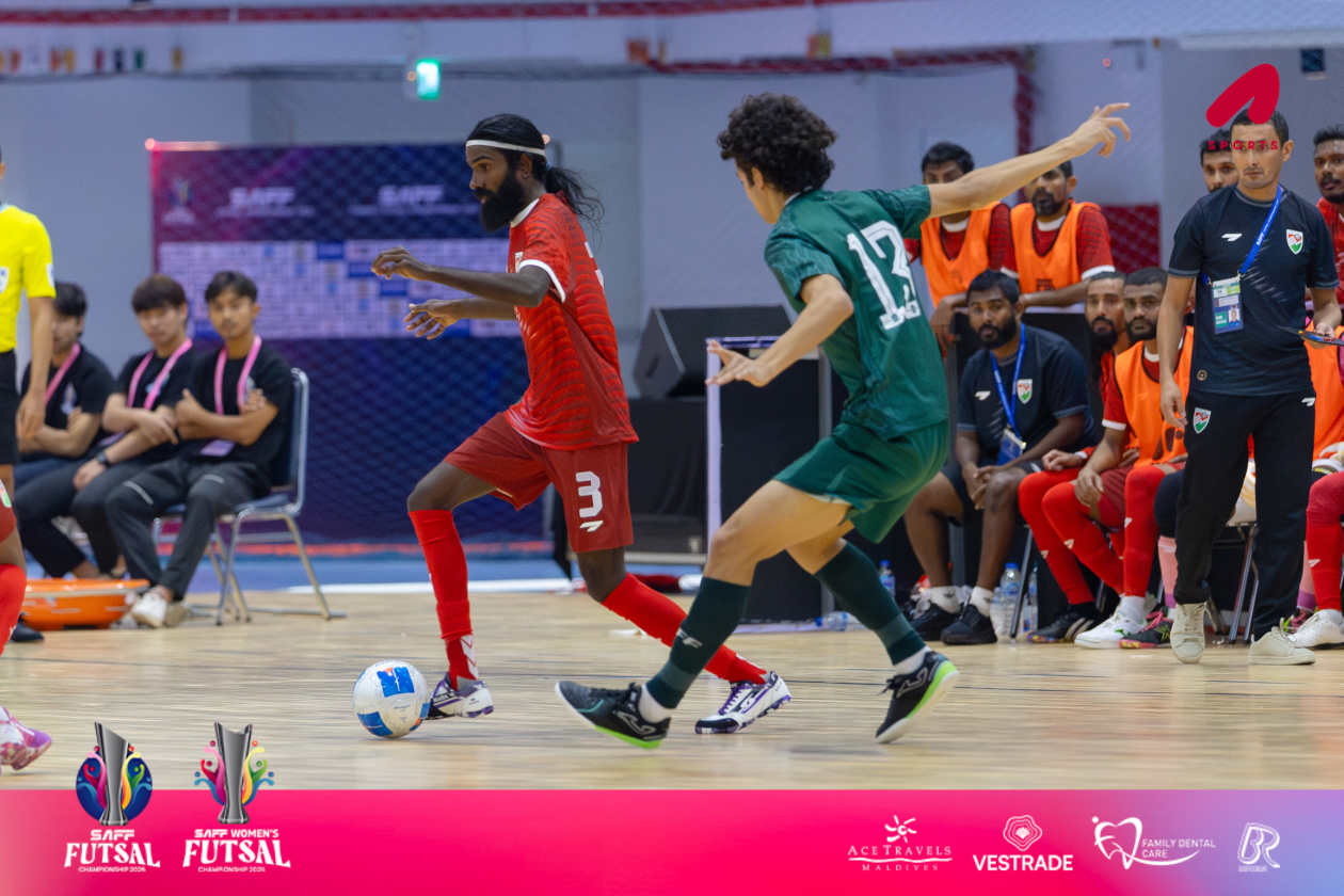 Nonthaburi, Thailand (January 15): The Maldives national men's team defeated Pakistan 7-1 in their opening match of the inaugural South Asian Football Federation (SAFF) Futsal Championship currently held in Nonthaburi, Thailand; the Maldives is the only team in the men's division to secure a win so far, as Bhutan and Sri Lanka drew 3-3 in the first match, while India and Bangladesh played out a 4-4 draw in the second. --- Photo: Abdullah Abeed / Adhadhu Sports
