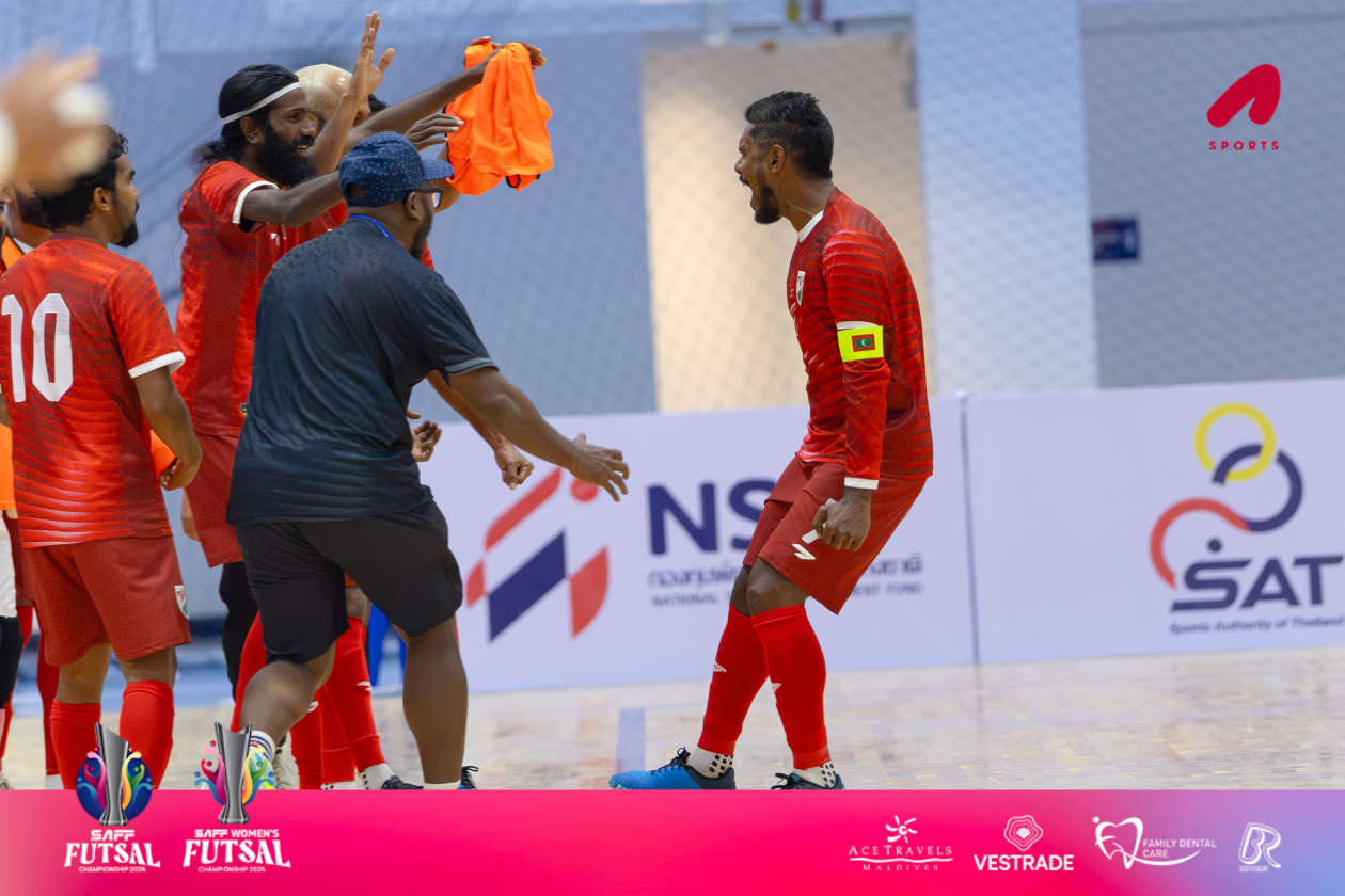 Nonthaburi, Thailand (January 15): The Maldives national men's team defeated Pakistan 7-1 in their opening match of the inaugural South Asian Football Federation (SAFF) Futsal Championship currently held in Nonthaburi, Thailand; the Maldives is the only team in the men's division to secure a win so far, as Bhutan and Sri Lanka drew 3-3 in the first match, while India and Bangladesh played out a 4-4 draw in the second. --- Photo: Abdullah Abeed / Adhadhu Sports