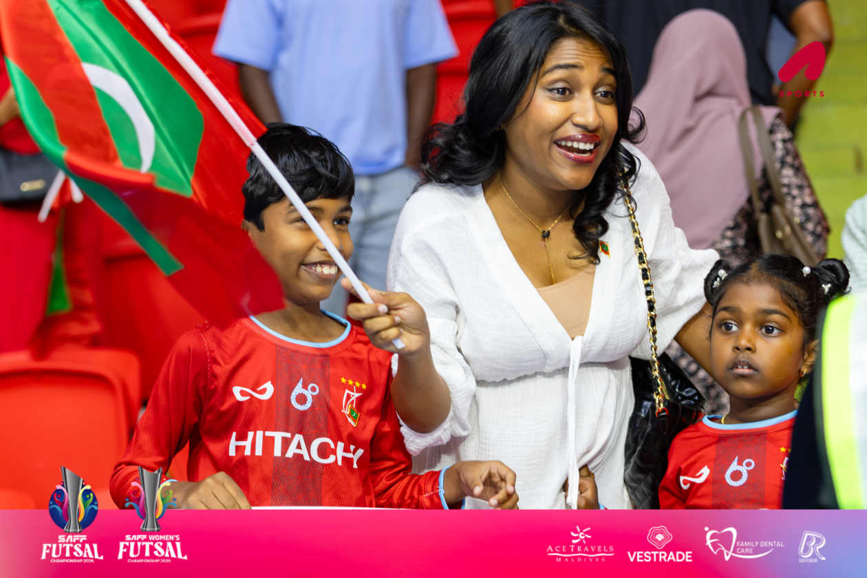 Bangkok, Thailand (January 17) — The Maldives national men's futsal team has won its first two matches in the inaugural SAFF Futsal Championship currently being held in Thailand; they secured a 7-1 victory against Pakistan followed by a 6-1 win over Bangladesh in their second match. --- Photo: Abdullah Abeed / Adhadhu Sports