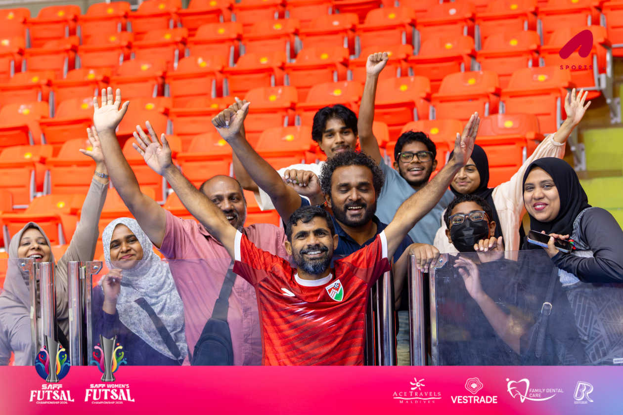 Bangkok, Thailand (January 17) — The Maldives national men's futsal team has won its first two matches in the inaugural SAFF Futsal Championship currently being held in Thailand; they secured a 7-1 victory against Pakistan followed by a 6-1 win over Bangladesh in their second match. --- Photo: Abdullah Abeed / Adhadhu Sports