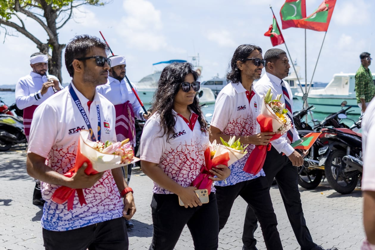 އޮގަސްޓު 15، 2022 - މިއީ އިސްލާމިކް ސޮލިޑާރިޓީ ގޭމްސްގައި ރާއްޖޭގެ ޓީމަކުން ހޯދި ފުރަތަމަ މެޑަލް. މި ފަހަރުގެ ސޮލިޑާރިޓީ ގޭމްސްގެ އަންހެން ޓީޓީގެ ޓީމު އިވެންޓްގައި އަށް ގައުމު ވާދަކުރިއިރު، ރާއްޖޭގެ އަންހެން ޓީޓީ ޓީމަށް ލޯ މެޑަލް ލިބުނީ ސެމީ ފައިނަލް މެޗުން 3-0 އިން އީރާން އަތުން ބަލިވުމުން --- ފޮޓޯ؛ މުހައްމަދު ޝާބިން / އަދަދު