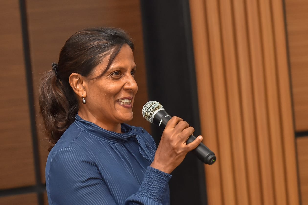ޓީއެފްޖީއަކީ ރާއްޖޭގެ ރަނިން އިވެންޓްތަކަށް ފެޝަން ގެނުވި ބަޔެކެވެ. ރާއްޖެއަށް ޓައިމިން ޓެކްނޮލޮޖީ ގެނައި ޓީއެފްޖީން 2013 ވަނަ އަހަރު ބޭއްވި އެންމެ ފުރަތަމަ ލޯންގް ރަންގަ އެވެ. ހަމަ އެހެންމެ ދުވުން ފުރިހަމަކުރާ ކޮންމެ މީހަކަށް މެޑަލްދީ، އެންމެ މަޑުން ދުވާ މީހާ އަށް ވެސް ރޭހެއް ފުރިހަމަކުރެވުމުގެ އިހުސާސްކޮށްދިނީ ވެސް ހަމަ ޓީއެފްޖީންނެވެ. --- ފޮޓޯ؛ މުހައްމަދ ޝާބިން / އަދަދު