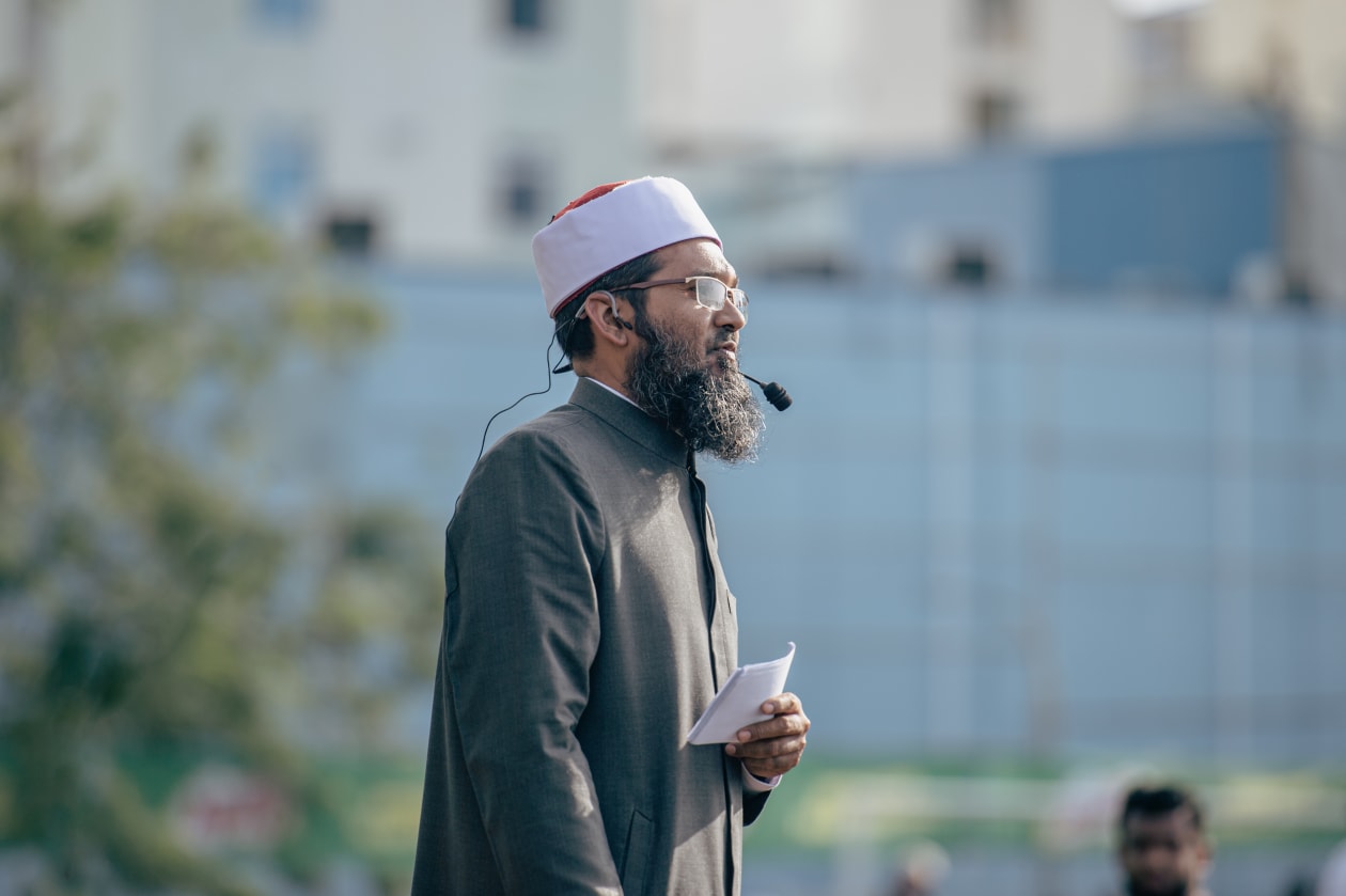 މާލެ، މެއި 2، 2022- މާފަންނު ސްޓޭޑިއަމްގައި ބޮޑު ޖަމާއަތް ހަދައިގެން އީދު ނަމާދު ކުރަން ފެށީ 2012 ވަނަ އަހަރުން ފެށިގެންނެެވެ. އެއަށް ފަހު 2018 އާ ހަމައަށް ބޮޑު ޖަމާއަތުގައި ނަމާދު ކުރި އެވެ.މާފަންނު ސްޓޭޑިއަމްގެ ބޮޑު ޖަމާއަތުގައި 20،000 އަށް ވުރެ ގިނަ މީހުންގެ ޖާގަ އޮންނާނެ ކަމަށް އިސްލާމިކް މިނިސްޓްރީން ބުނެ އެވެ.