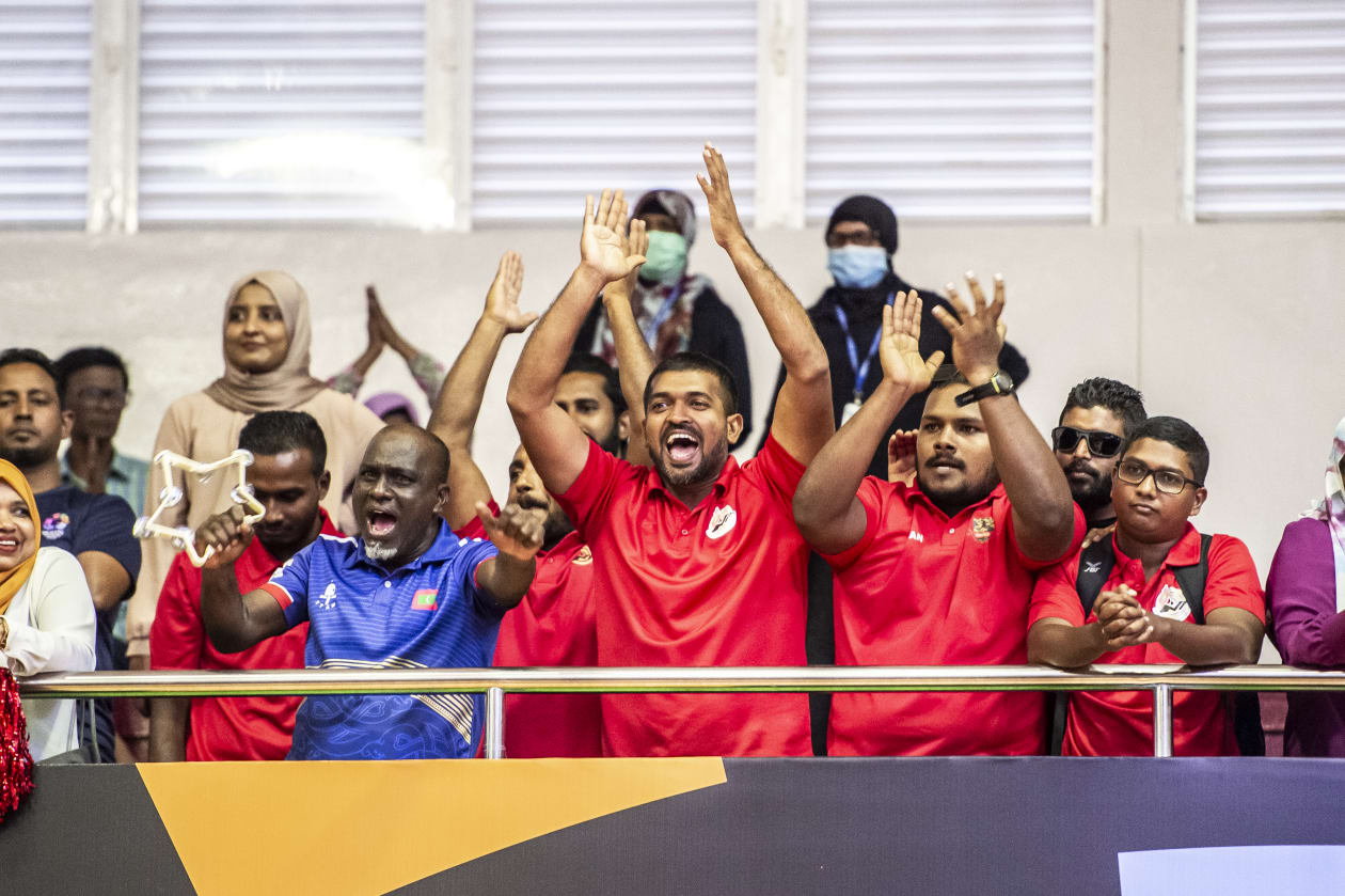 މާލެ، (މެއި 11) - އިއްޔެ ނިމުނު ސައުތު އޭޝިއަން ޖޫނިއާ އެންޑް ކެޑޭޓް ޓޭބަލް ޓެނިސް ޗެމްޕިއަންޝިޕުގައި ވާދަކުރި ހުރިހާ އިވެންޓަކުން އިންޑިއާ އިން ވަނީ ރަން މެޑަލް ހޯދާފައި. ރާއްޖޭން ވަނީ ޖުމްލަ ހަ މެޑަލް ހޯދާފައި. އެއީ ފަސް ލޯ މެޑަލް އާއި އެއް ރިހި މެޑަލް..-- ފޮޓޯ: އަބްދުﷲ އިޔާން/ އަދަދު 