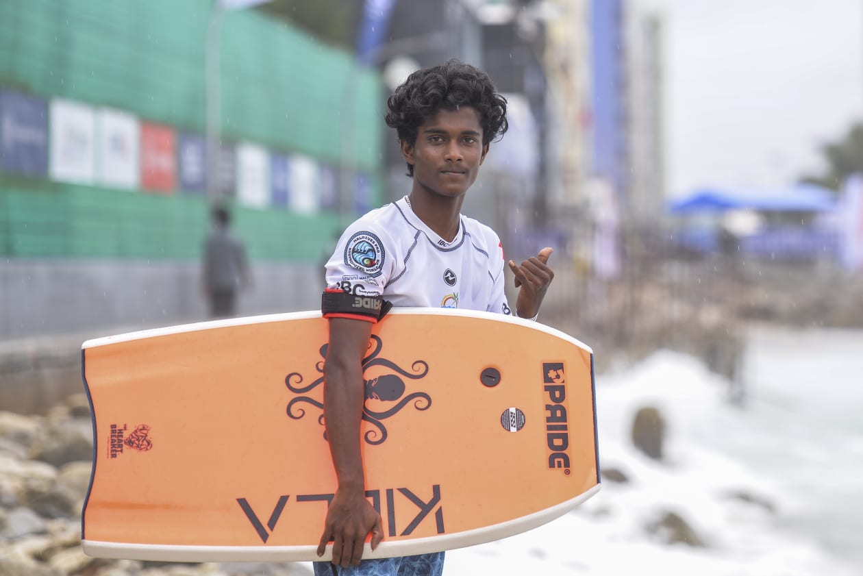 ޖުލައި 31، 2022 - އައިސީބީ އިން އޭޝިއާގެ ސަރަހައްދުގައި ބާއްވާ ފުރަތަމަ ވޯލްޑް ޓުއާ މުބާރާތް 'ވިސިޓް މޯލްޑިވްސް ޕްރޯ 2022' 150 އަށް ވުރެ ގިނަ އެތުލީޓުންނާ އެކު މިއަދު ވަނީ ފަށާފައި --- ފޮޓޯ؛ މުހައްމަދު ޝާބިން / އަދަދު