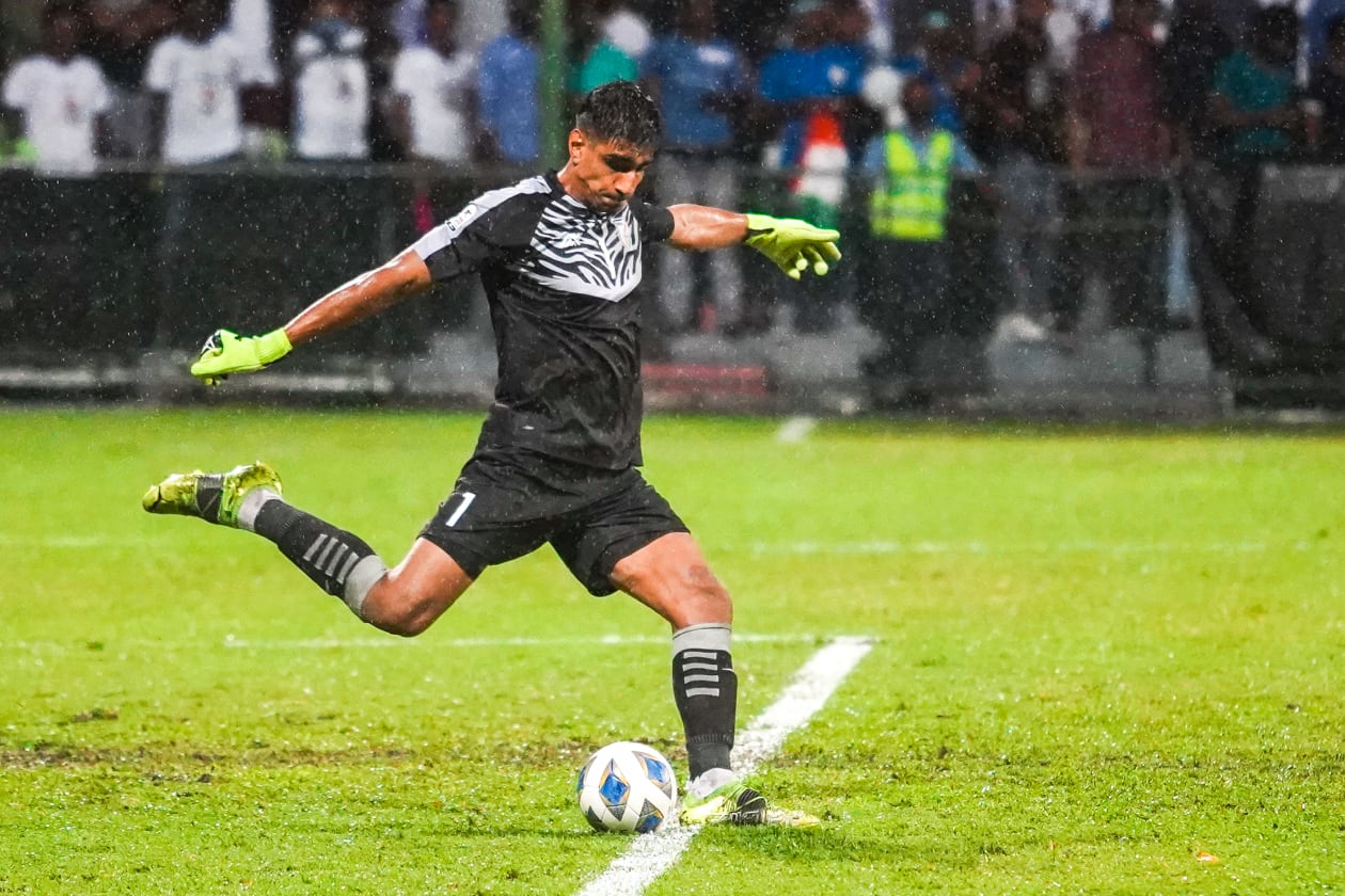 އޮކްޓޯބަރު 16، 2021: ސާފް ޗެމްޕިއަންޝިޕް 2021ގެ ފައިނަލްގައި ނޭޕާލްއާ އިންޑީޔާ ވާދަކުރި މެޗުގެ ތެރެއިން. -- ފޮޓޯ: އާއިމް ޒަމީރު / އަދަދު