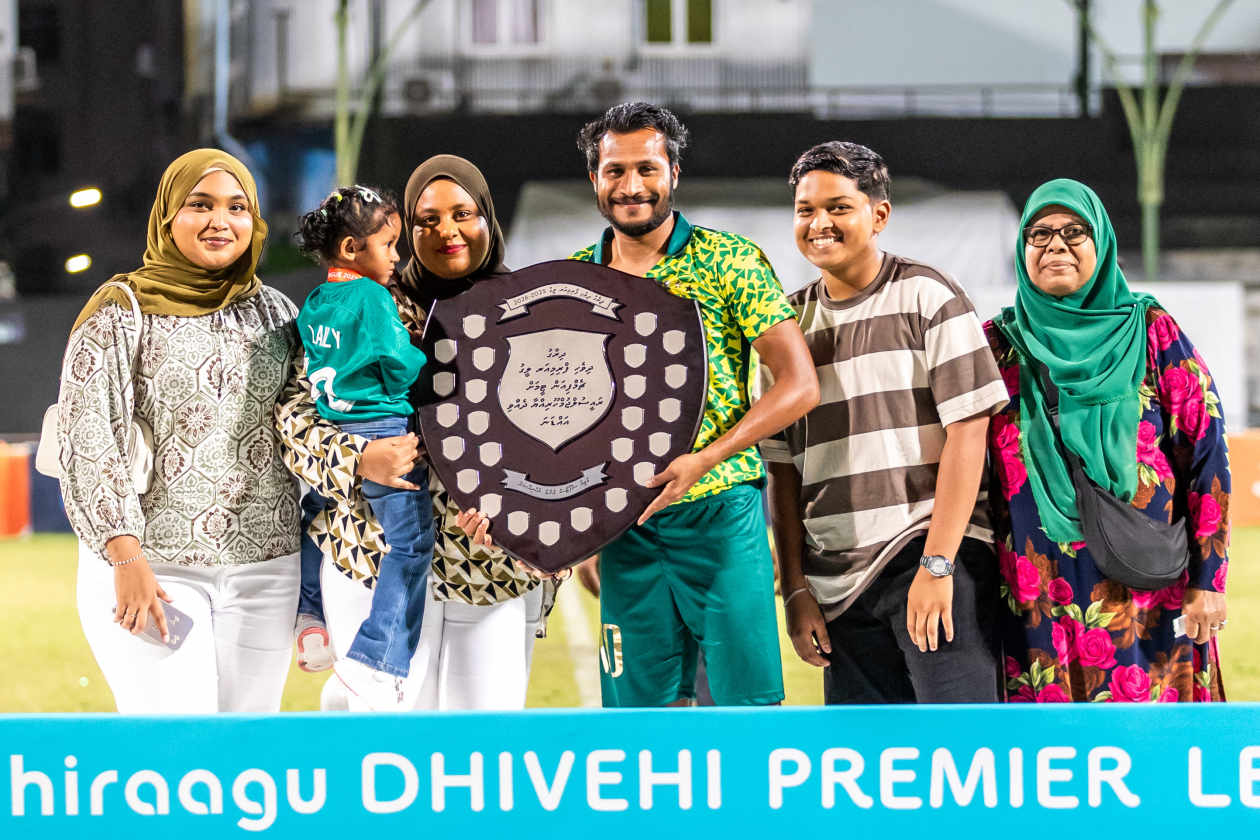 Male, Maldives (February 7) — Maziya Sports and Recreation defeated Odi Sports Club 1-0 in their final match to clinch the league title for the fifth consecutive time, completing their last two title-winning seasons undefeated; in total, Maziya has now been crowned league champions six times. --- Photo: Raif Yoosuf / Adhadhu Sports