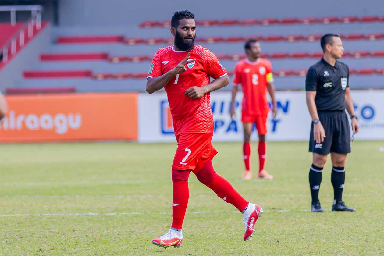 Male, Maldives (April 1) — After losing the first five matches in the qualifiers for next year's Asian Cup in Saudi Arabia, the Maldives won its final match against Timor-Leste 2-1 with two late goals; yesterday's match was the first time in three years that the Maldives has won a game played on home soil. --- Photo: Raif Yoosuf / Adhadhu Sports