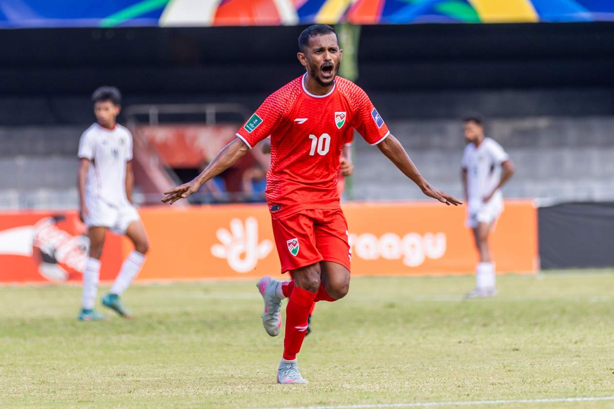 Male, Maldives (April 1) — After losing the first five matches in the qualifiers for next year's Asian Cup in Saudi Arabia, the Maldives won its final match against Timor-Leste 2-1 with two late goals; yesterday's match was the first time in three years that the Maldives has won a game played on home soil. --- Photo: Raif Yoosuf / Adhadhu Sports