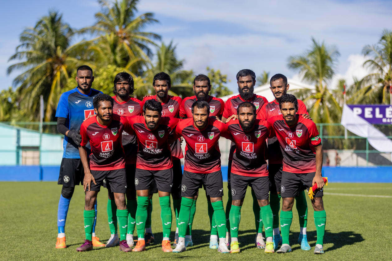 27 މޭ، 2023 - ޕެލޭ ސްޓޭޑިއަމްގެ ނަމުގައި މަހިބަދޫގައި ހުޅުުވުނު ސްޓޭޑިއަމް. މި ސްޓޭޑިއަމް ހުޅުުވުމަށް ގައުމީ ޓީމާއި މަހިބަދޫގެ ޓީމް ވަނީ މެޗެއް ކުޅެފަ، މި މެޗު 5-0 ގެ ނަތީޖާއަކުން ކާމިޔާބުކުރީ ރާއްޖޭގެ ގައުމީ ޓީމް --- ފޮޓޯ؛ މުހައްމަދު ޝާބިން / އަދަދު