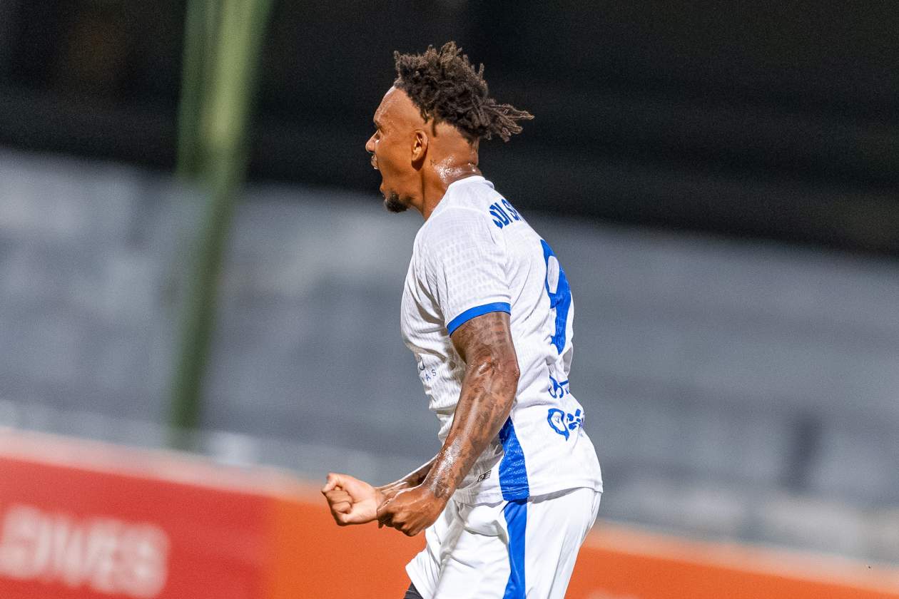 MALE, Maldives (February 25): Odi Sports Club has secured its first-ever President’s Cup title after a 5-4 penalty shootout victory over Maziya Sports and Recreation, following a 1-1 draw in regular time. Odi makes history as the first team to achieve such a feat in their debut season in the top flight. --- Photo: Raif Yoosuf / Adhadhu Sports