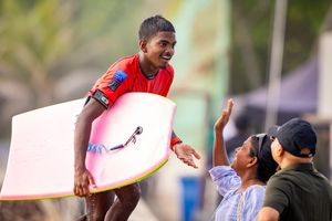 ބަނޑުފިލާ ޗެލެންޖުގެ ޖޫނިއާ ބަޔާއި ޖޫނިއާ ލީގުގެ ޗެމްޕިއަނަކީ އިޔަން