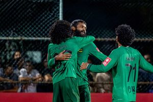 ވަށަފަރުން ނައިވާދޫ ބަލިކުރިއިރު، ދިއްދޫ އަށް ބޮޑު މޮޅެއް