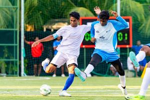 ކޮންރެޑުން ބާސެލޯއާ އެއްވަރުވިއިރު، ވިލަމެންދޫ އަށް މޮޅެއް