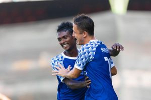 ޕީކޭ ކޮޅަށް 8 ގޯލު ޖަހައި ނިއު ދެ ވަނަ ޑިވިޝަން ސެމީ އަށް 