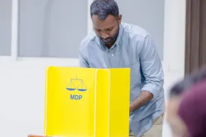 ބައެއް ރަށްރަށުގައި ވޯޓާސް ލިސްޓު ވަނީ އޮޅުވާލާފައި: މީކާއިލް