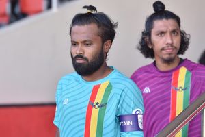 މުލަކޭ ސަސް އަށް ސޮއިކޮށްފި