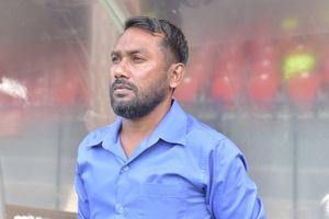 ދަ ގްރާންޑޭގެ ކޯޗަކަށް ނާދު ހަމަޖައްސައިފި