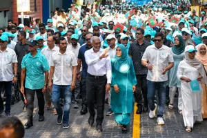 ސަރުކާރުގެ ހުށަހެޅުމަށް ޕީއެންސީގެ ދަފްތަރުގައި ތިބި އަދަދަށް ވެސް މީހުން ތާއީދެއް ނުކުރި