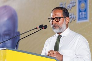 ފައިސާ ޗާޕުކޮށްގެން އިންތިހާބުގައި ރިޝްވަތު ބަހާނެ: އިމްރާން 
