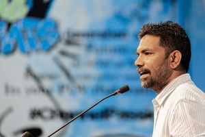 އީސީ އޮތީ ނުފޫޒުގައި، އިންތިހާބު އިންސާފުވެރިއެއް ނުވާނެ: ޝިފާޒު