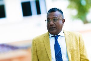 ޖާބިރުގެ ބޭންކު އެކައުންޓުތައް ހިފަހައްޓައިފި