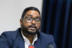 ބައްސާމްއަށް އިތުރު ފަސް އަހަރުގެ ހުކުމެއް