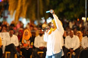 ޔަޝްފާއަށް ފުލުހުން ކުރަނީ ރައީސްގެ ފުރާނައަށް ގެއްލުންވާފަދަ ކަމެއް ކުރަން ގޮވައިލިކަމުގެ ތުހުމަތު