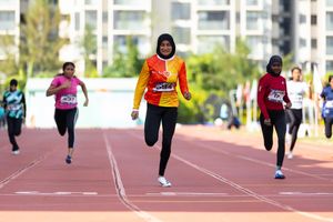 އިންޓަ ސްކޫލް އެތުލެޓިކްސް ޗެމްޕިއަންޝިޕް: 100 މީޓަރު ރޭސް މި ފަހަރު ވެސް އަހުނާ އަށް 