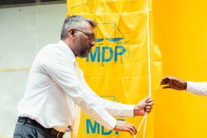 ކުރިއަށް އޮތް ތަނުގައި އެމްޑީޕީން އަނެއްކާވެސް ރާއްޖެ ހަމަ މަގަށް އަޅުވާނެ: ފައްޔާޒް 