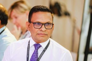 ޕާސްޕޯޓު މަނާކުރަން ހުށަހެޅީ ސަރުކާރު ބަދުނާމުކުރަން: ނާޒިމް