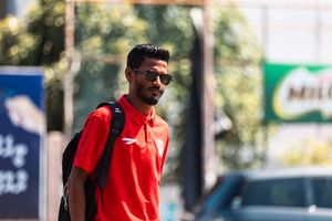 އަޔާ އޮޑި އަށް ސޮއިކޮށްފި 