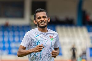 ސެންޓޭގެ ކެރިއަރުގައި ހަަތަރު ވަނަ ފަހަރަށް ނިއު އަށް