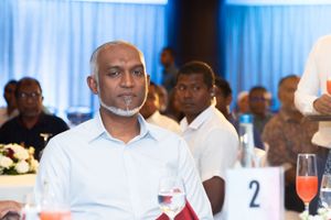 ނުރަސްމީ ދަތުރުފުޅެއްގައި މުއިއްޒު ސިންގަޕޫރަށް ވަޑައިގަންނަވަނީ