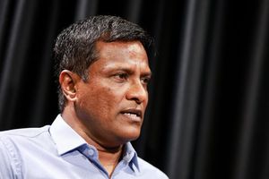 ވެރިކަމަށް ބުދެއް ގެނެސް، މުޅި ދައުލަތް ދަނީ ލޫޓުވަމުން: އުމަރު