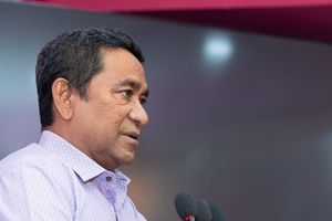 ސަރުކާރަށް ފައިސާާ ނުލިބޭތީ ޗާޕު ކުރަން ފަށައިފި: ޔާމީން 