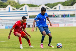 ރާއްޖޭން ބޭނުންވާ ގޮތަށް ކަލްކަތާ އަށް މެޗު ބަދަލުކުރެވޭތޯ ބަލަނީ
