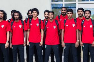 ބަންގްލަދޭޝް މެޗަށް ނެގި ސްކޮޑުގައި ގިނަ ޒުވާން ކުޅުންތެރިން 