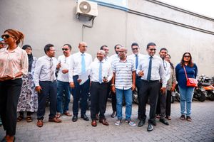ޑިމޮކްރެޓްސްއިން ޕްރައިމަރީ ބާއްވަންޖެހުނީ ހަތަރު ދާއިރާއެއްގައި 