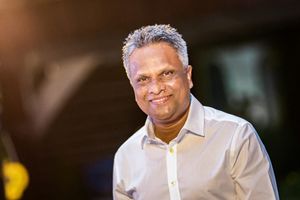 Opposition MDP's Azim wins mayoral election
